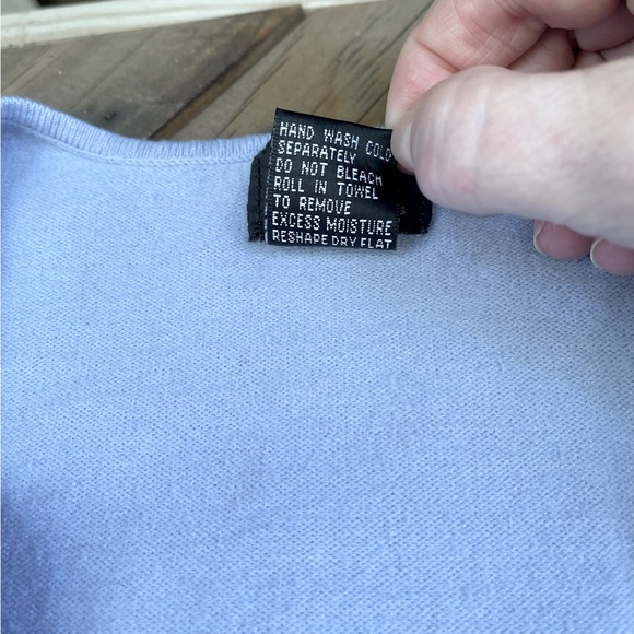 Ladies XL Baby Blue Lightweight Sweater with 3/4 Sleeves - Picture 4 of 4